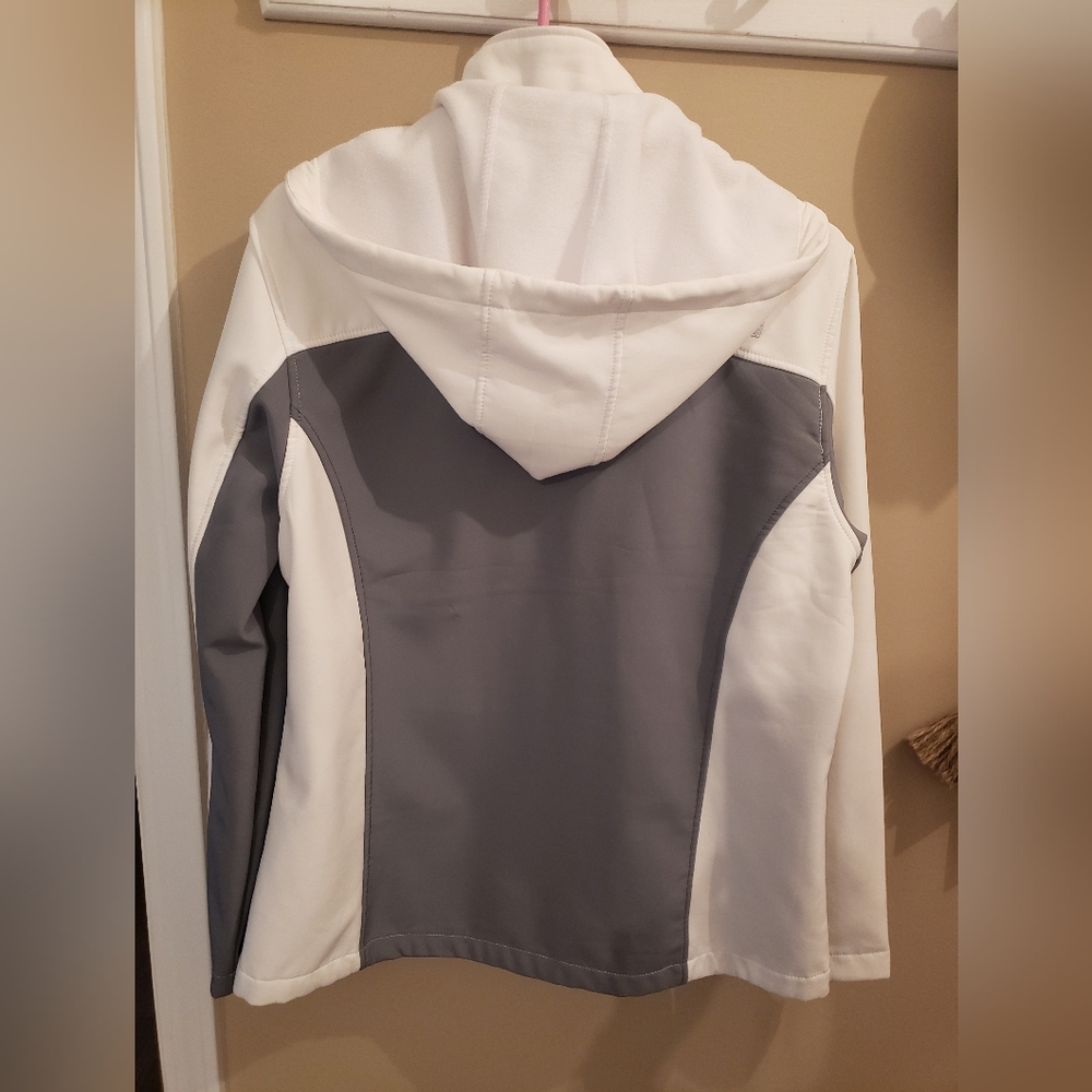 North Face Jacket - Picture 2 of 4